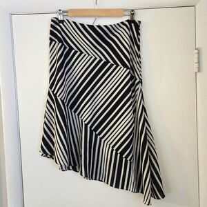 New York And Company Navy Asymmetric Stripe Skirt Size 10